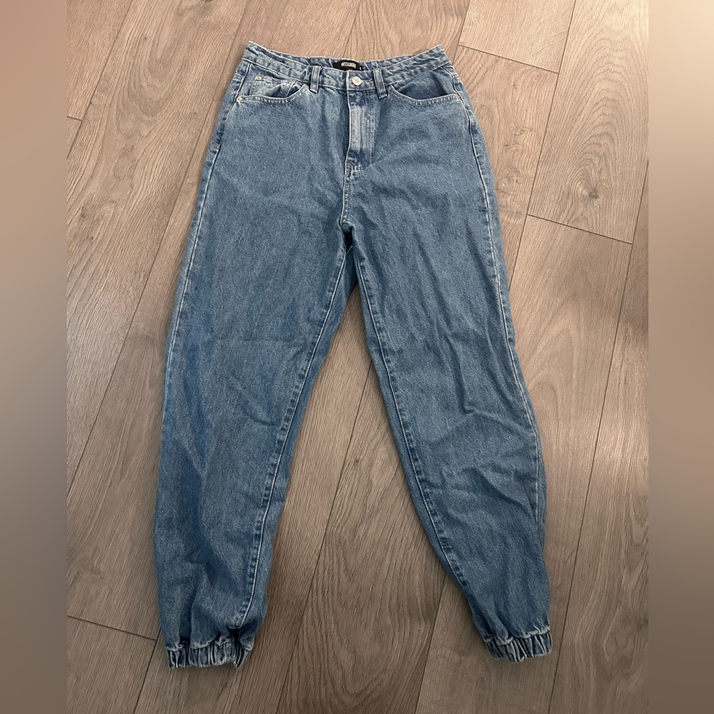 MISSGUIDED baggy jeans
